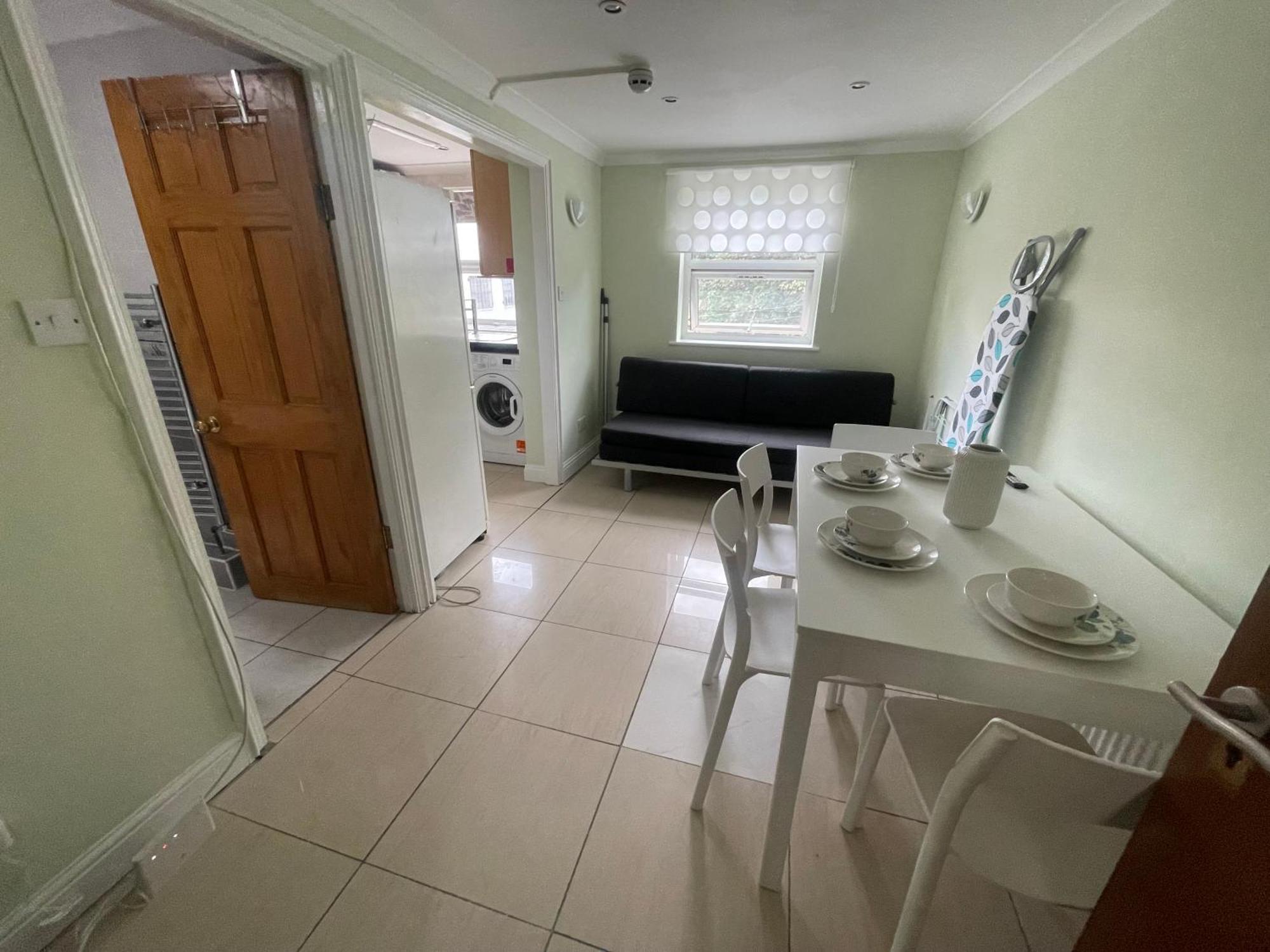 לונדון Entire 3 Bedroom Home - Minutes To Emirates Stadium! מראה חיצוני תמונה